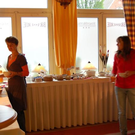 Stadthotel Detmold Bagian luar foto