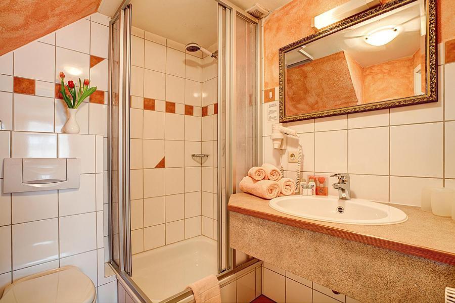 Stadthotel Detmold Bagian luar foto